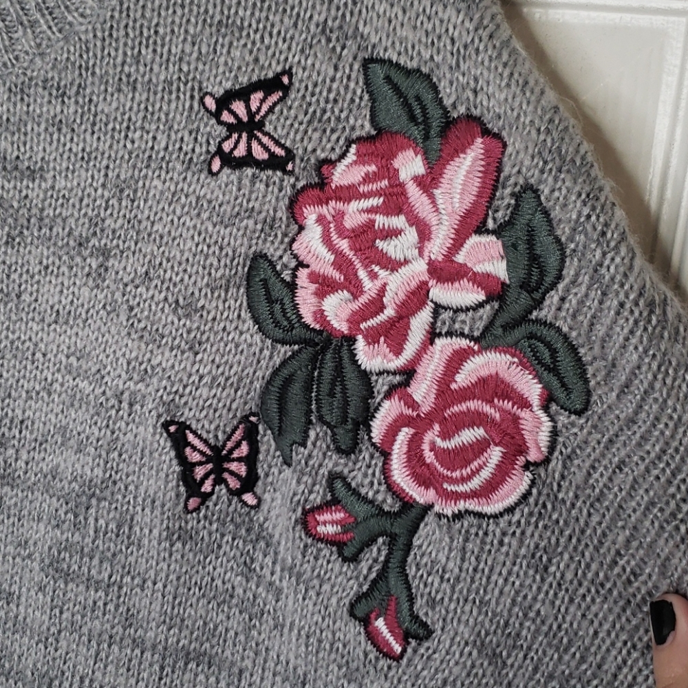 Crop sweater - Picture 2 of 4